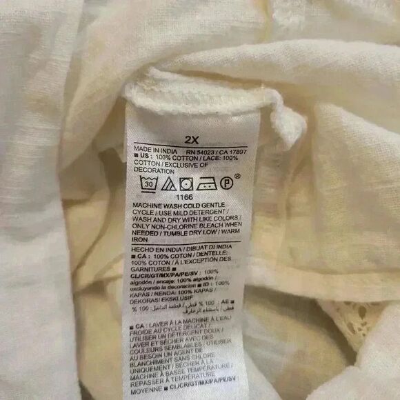 Old Navy Women's Cream Cotton Crochet Lace Flutter Sleeve Swing Top - Picture 13 of 13